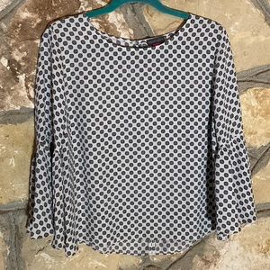 VINCE CAMUTO 3/4 Length Fluttered-Sleeves Blouse Size M